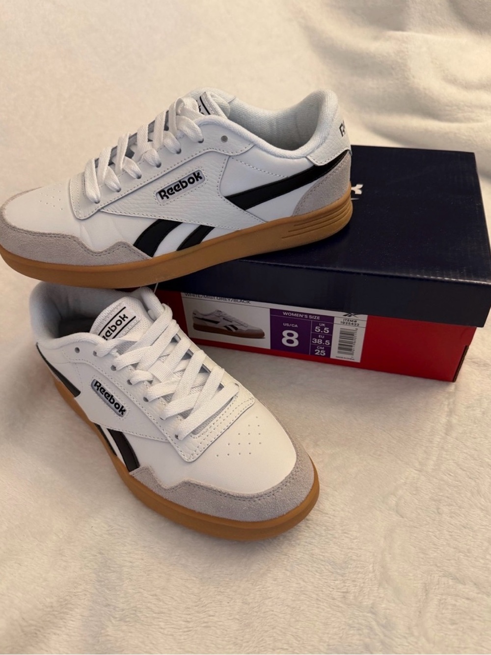 Reebok Club C Black and White Low-Top Sneakers with Gum Soles womens size 8